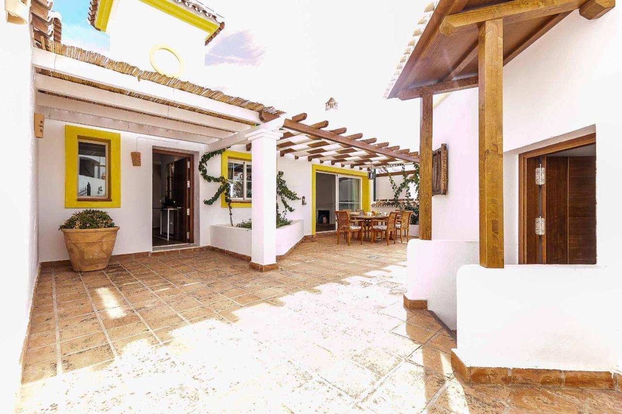 Sur Suites Miraflores Sitio de Calahonda Kültér fotó